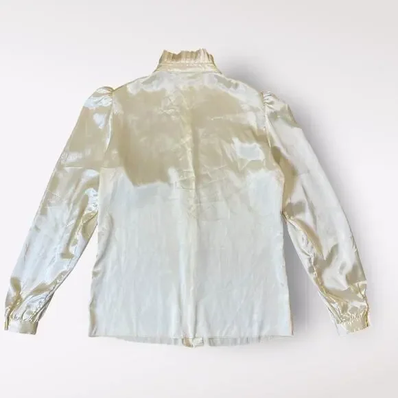 St. John Vintage 80’s‎ Cream Satin Blouse Pleated Collar Size 6